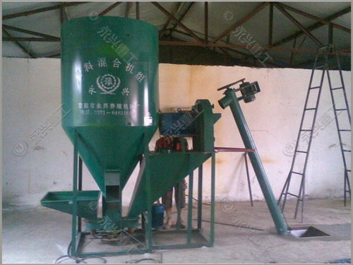 鄭州永興牌飼料粉碎攪拌一體加工機 高效生產(chǎn)設(shè)備的領(lǐng)航者